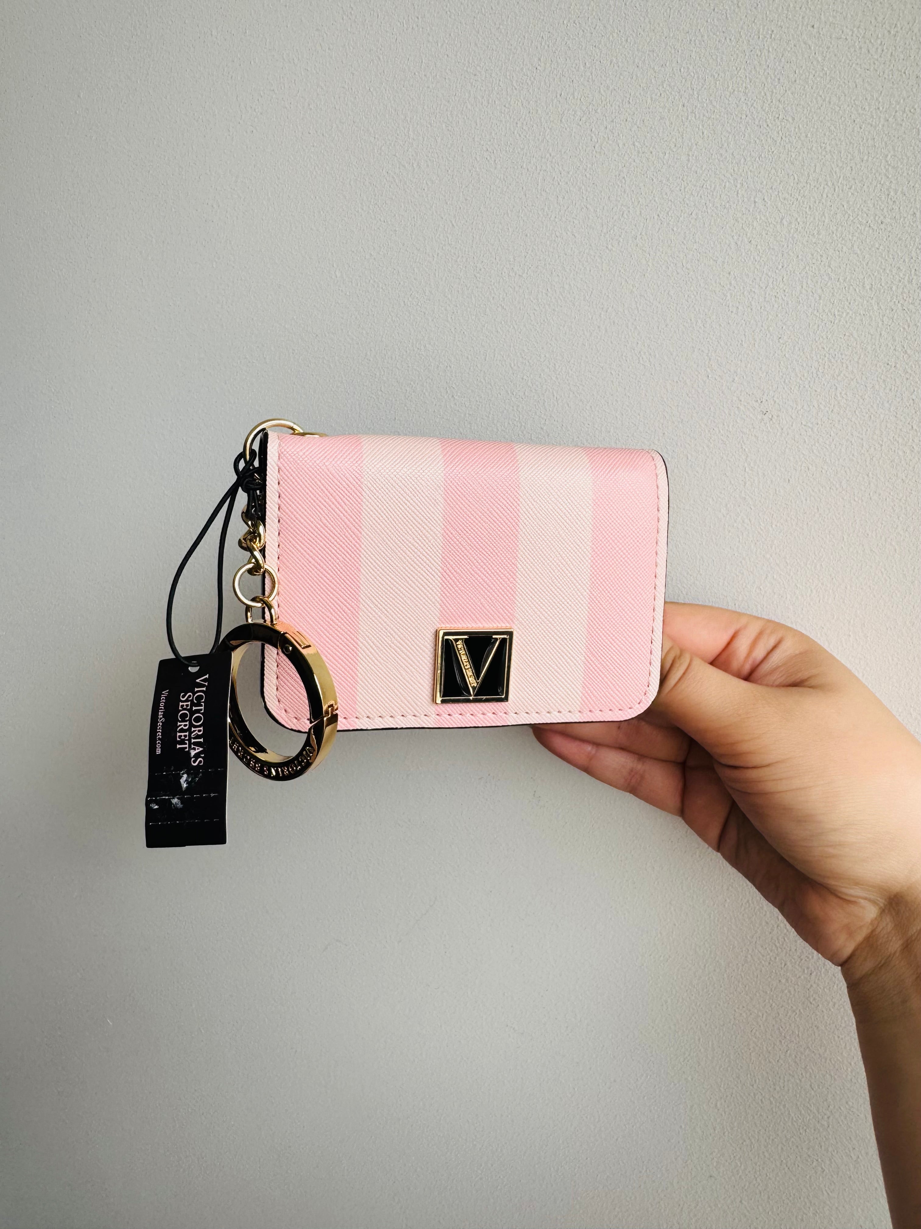 Tarjetero Victoria Secret