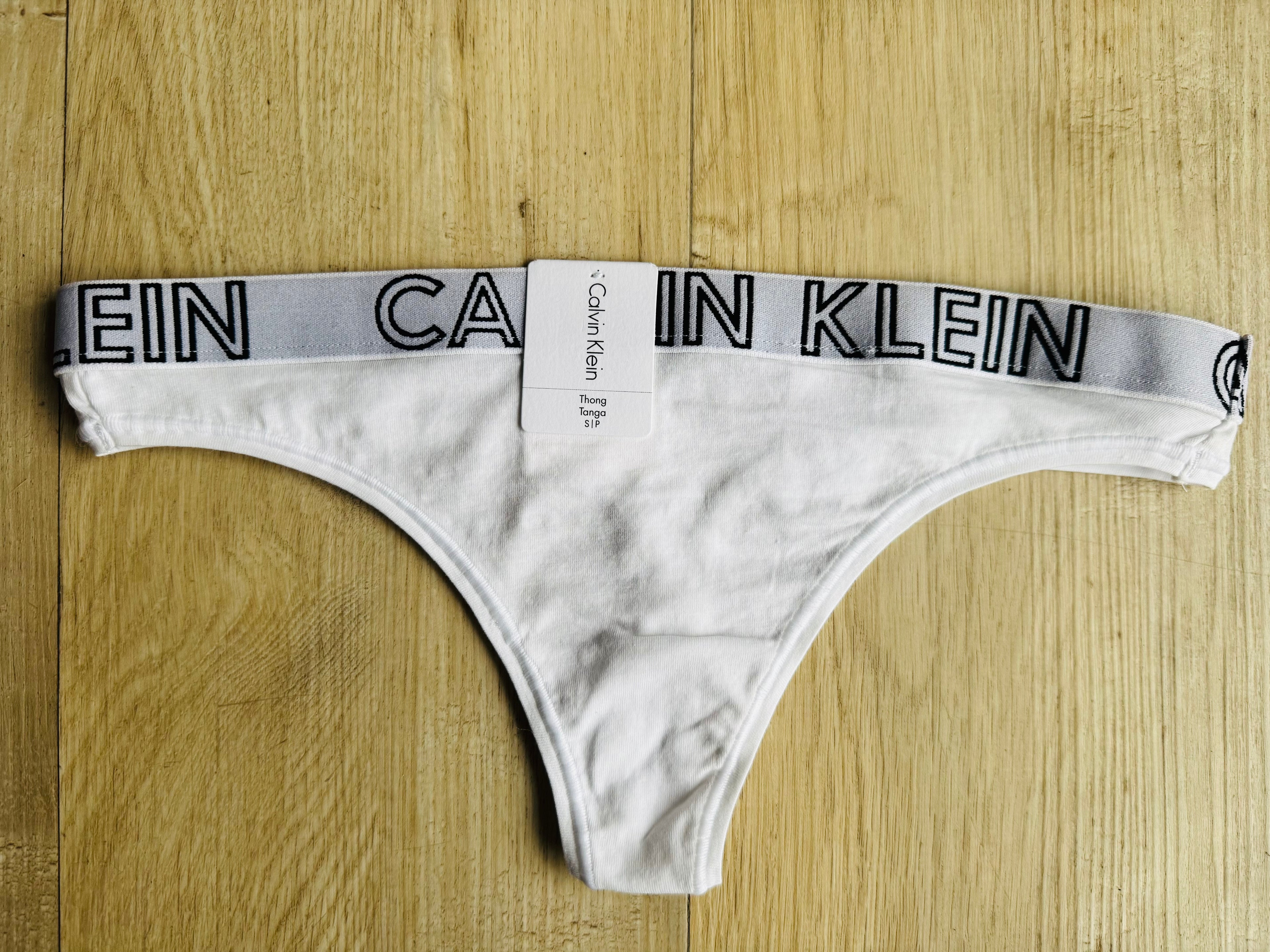 Colales Calvin Klein