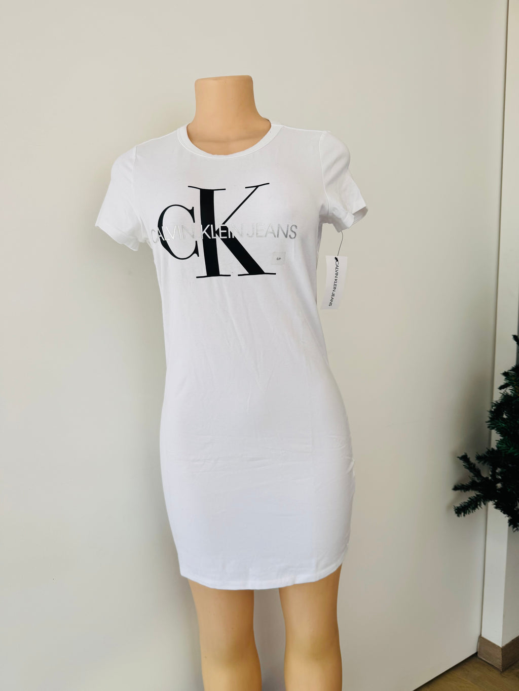 Vestido Calvin Klein