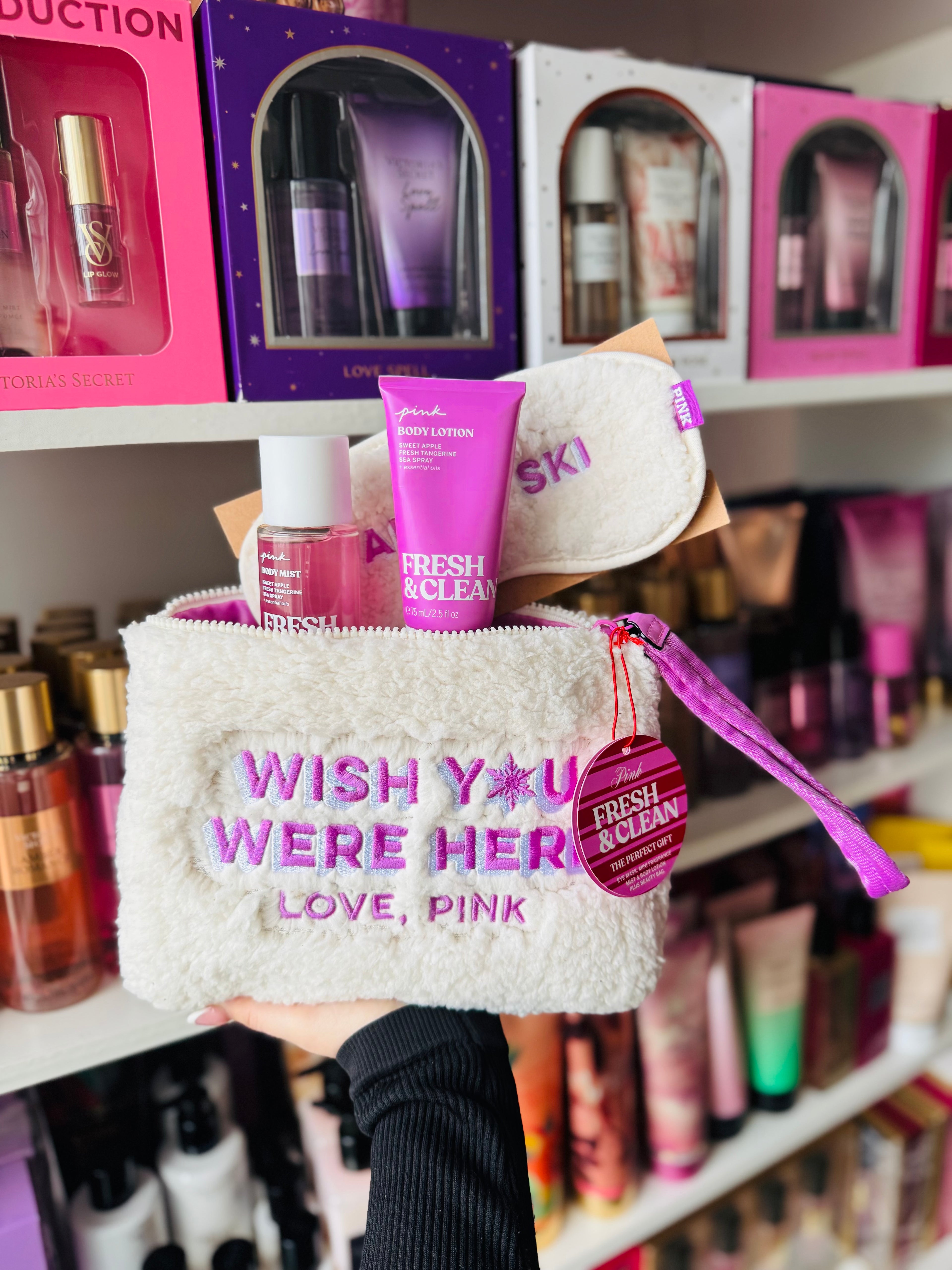 Estuche Pink Fragancia+Loción+antifaz para dormir