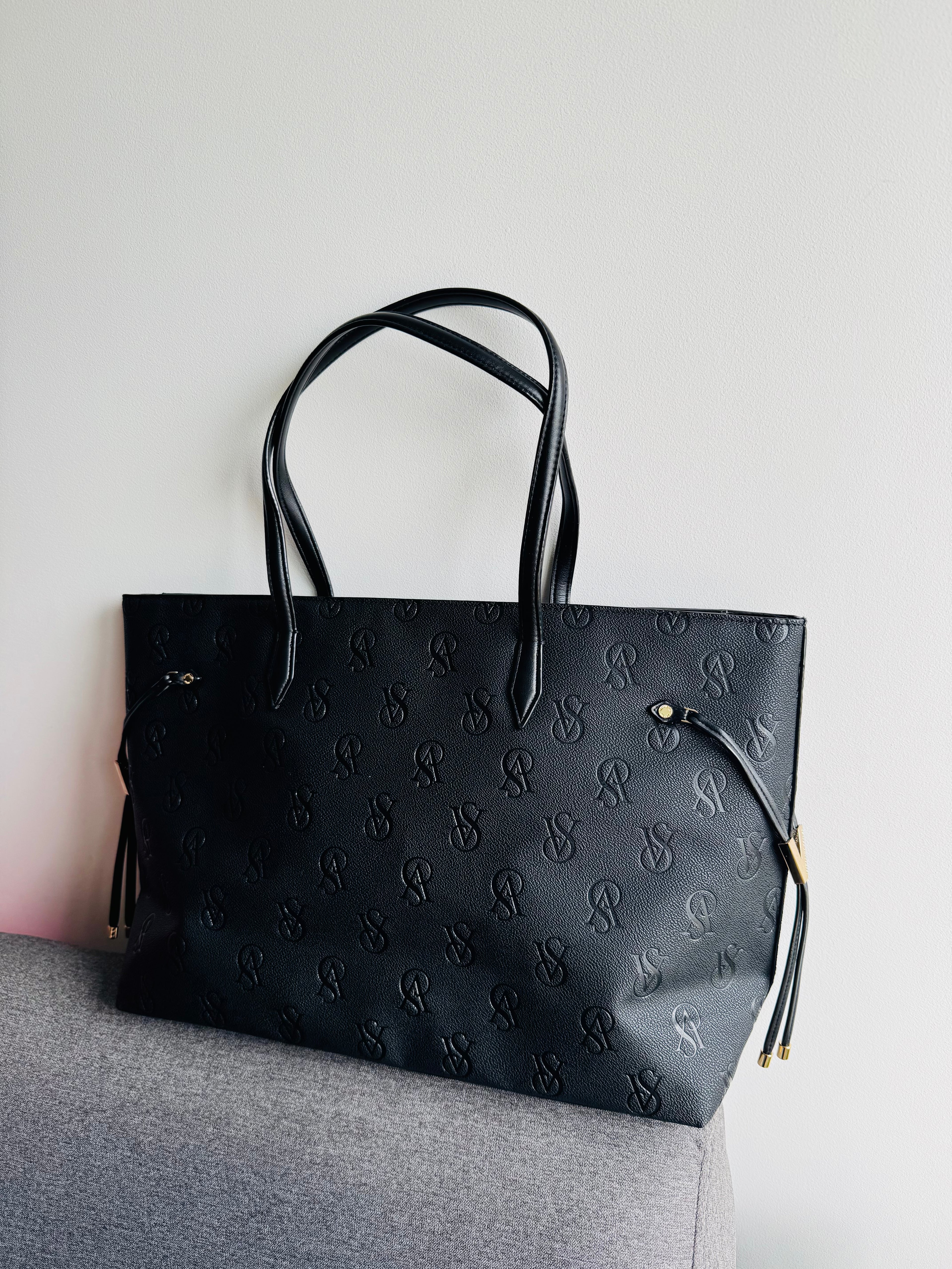 Tote Victoria’s Secret