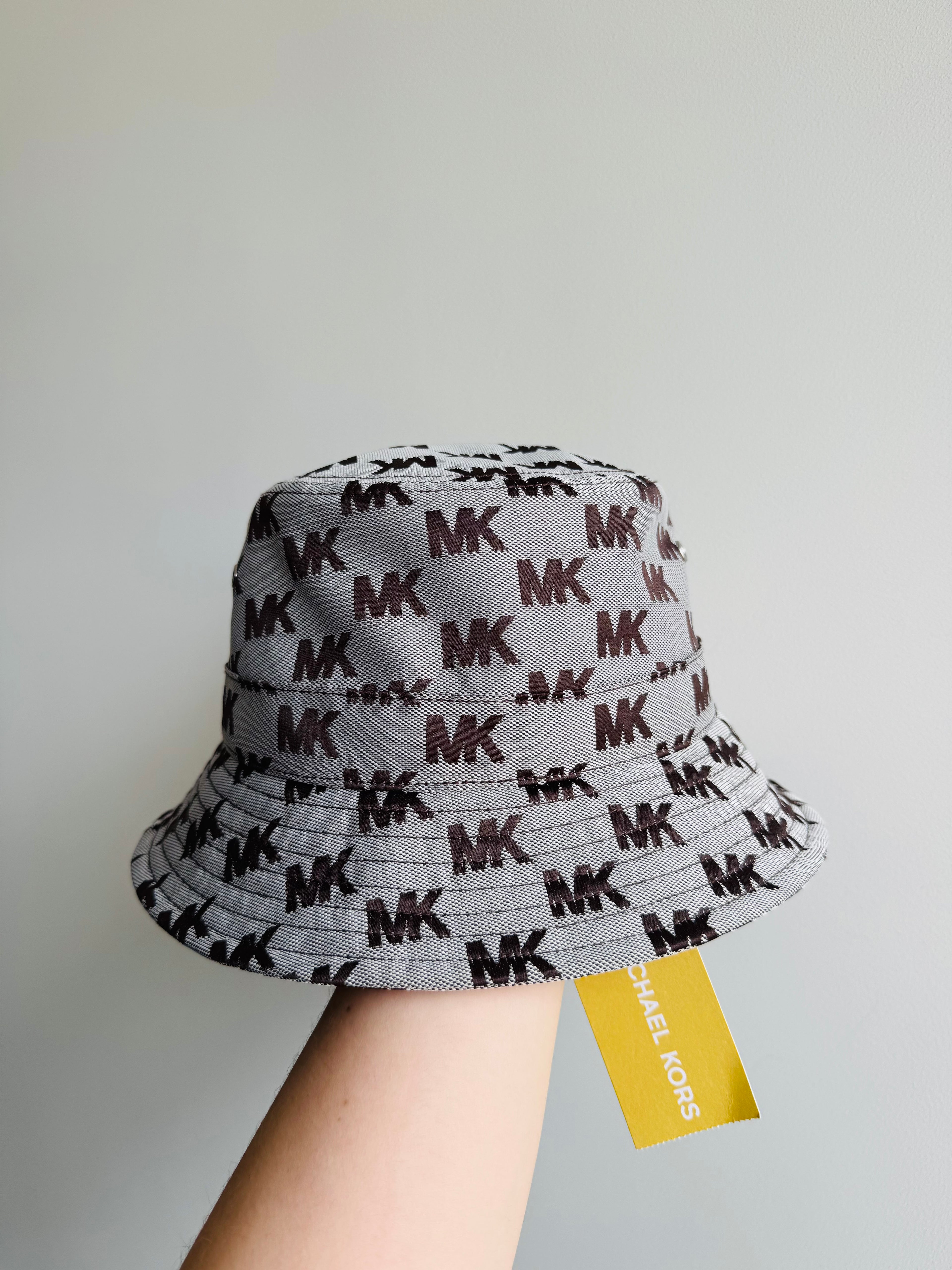 Gorro de pescador Michael Kors