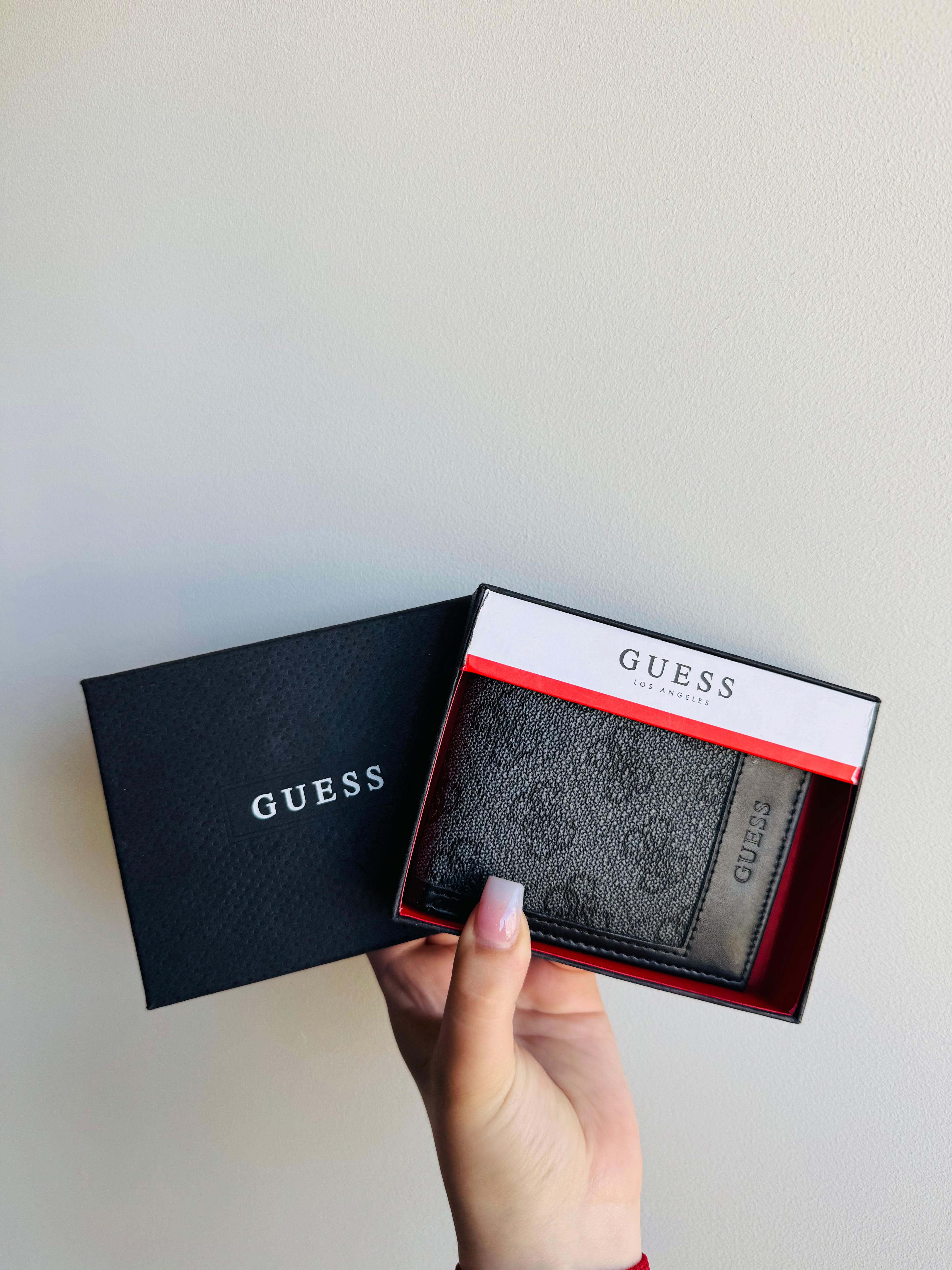 Billetera Guess